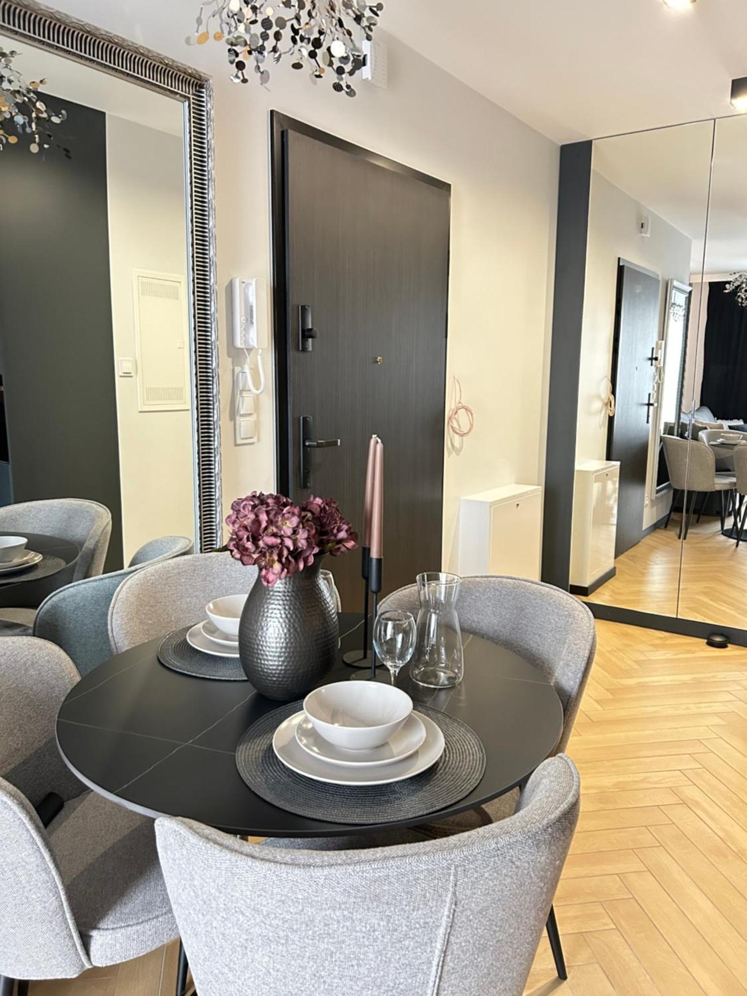 Apartment Kielce-carmel, Rynek, Sienkiewicza, Centrum, Fv, Targi *
